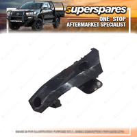 Superspares Left Hand Side Bar Bracket for Isuzu D-Max TFS 07/2012-10/2016
