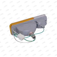 Superspares Right Bumper Bar Blinker for Nissan Sunny 302 303 1978-1982