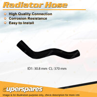 Upper Radiator Hose for Volvo 760 2.8L V6 SOHC 12V EFI 01/1988-12/1990