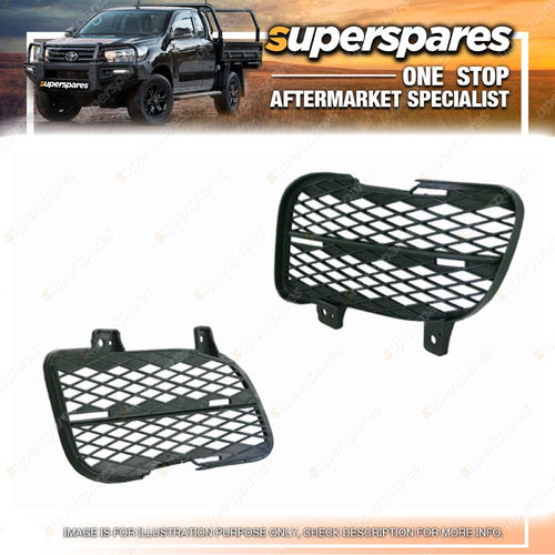 Superspares Right Hand Side Fog Light Cover for Toyota Hiace TRH KDH 2005-2010
