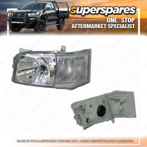 Superspares Left Hand Side Headlight for Toyota Hiace TRH KDH 2005-2010